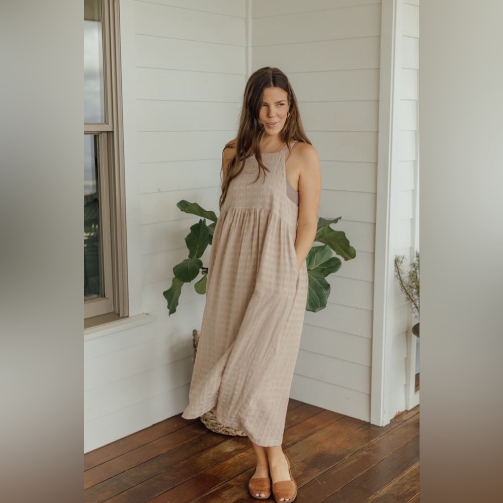 Neuflora Palmer Dress